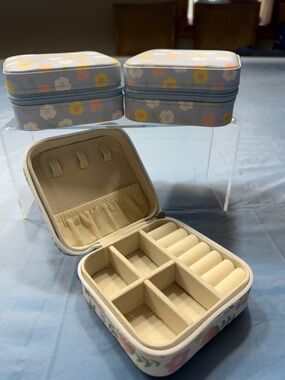15 Each . Easter gift. Floral Pattern Jewelry Box for girls, travel Jewelry case